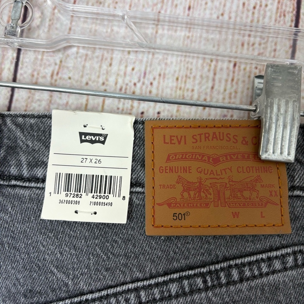 Levis 501 Womens Original Cropped Straight Leg Jeans size 27x26 - Picture 4 of 13